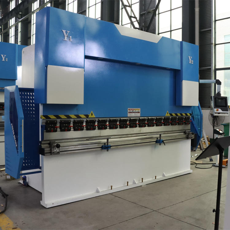 විද්‍යුත් හයිඩ්‍රොලික් ෂීට් 4 Axis Cnc Delem Press Brake 63t ලෝහ නැමීමේ යන්ත්‍රය